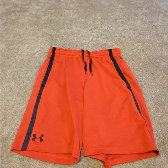 Orange under armor shorts - Picture 1 of 1